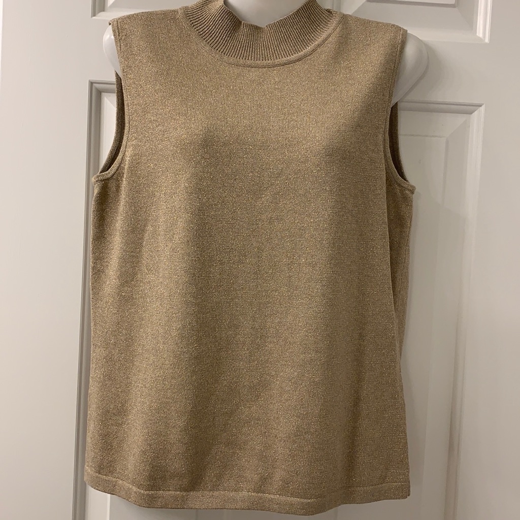 955 Liz Claiborne Top